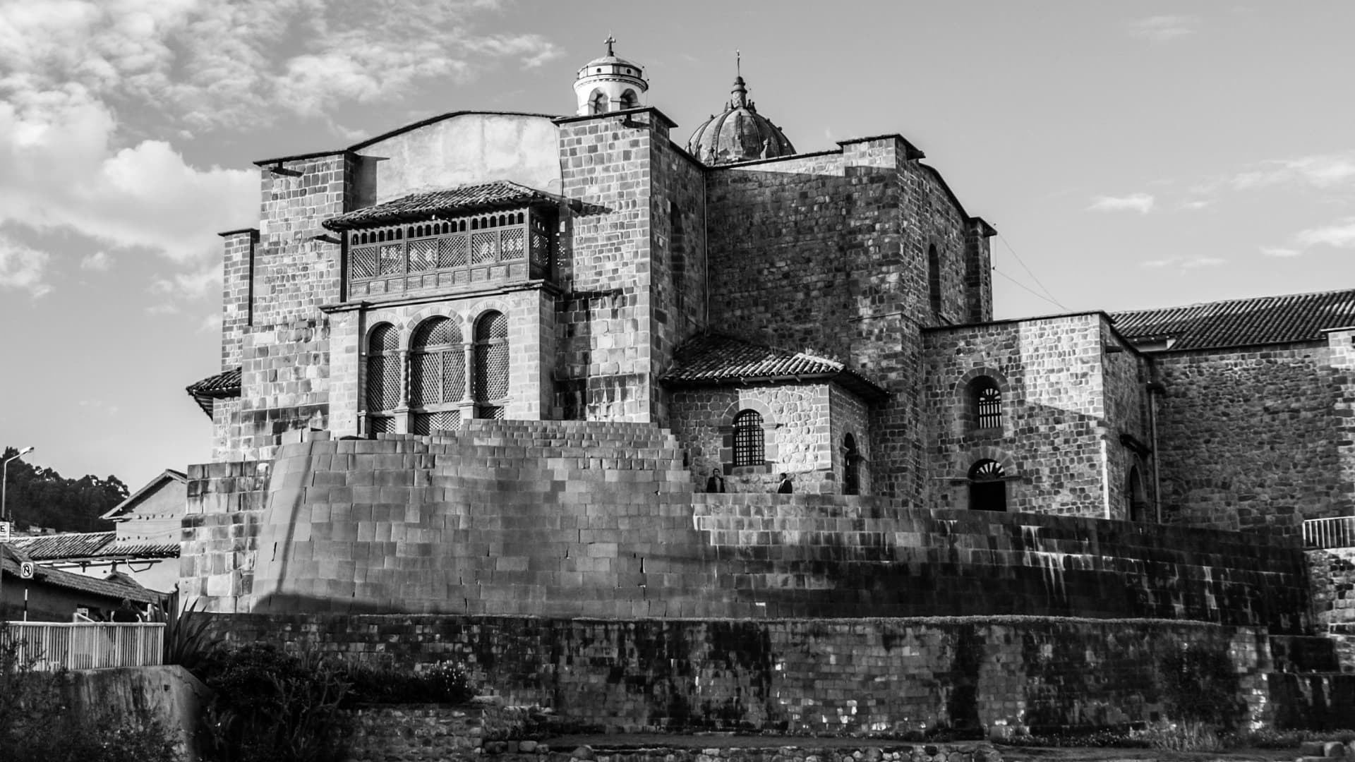 El origen del Coricancha: centro espiritual y político